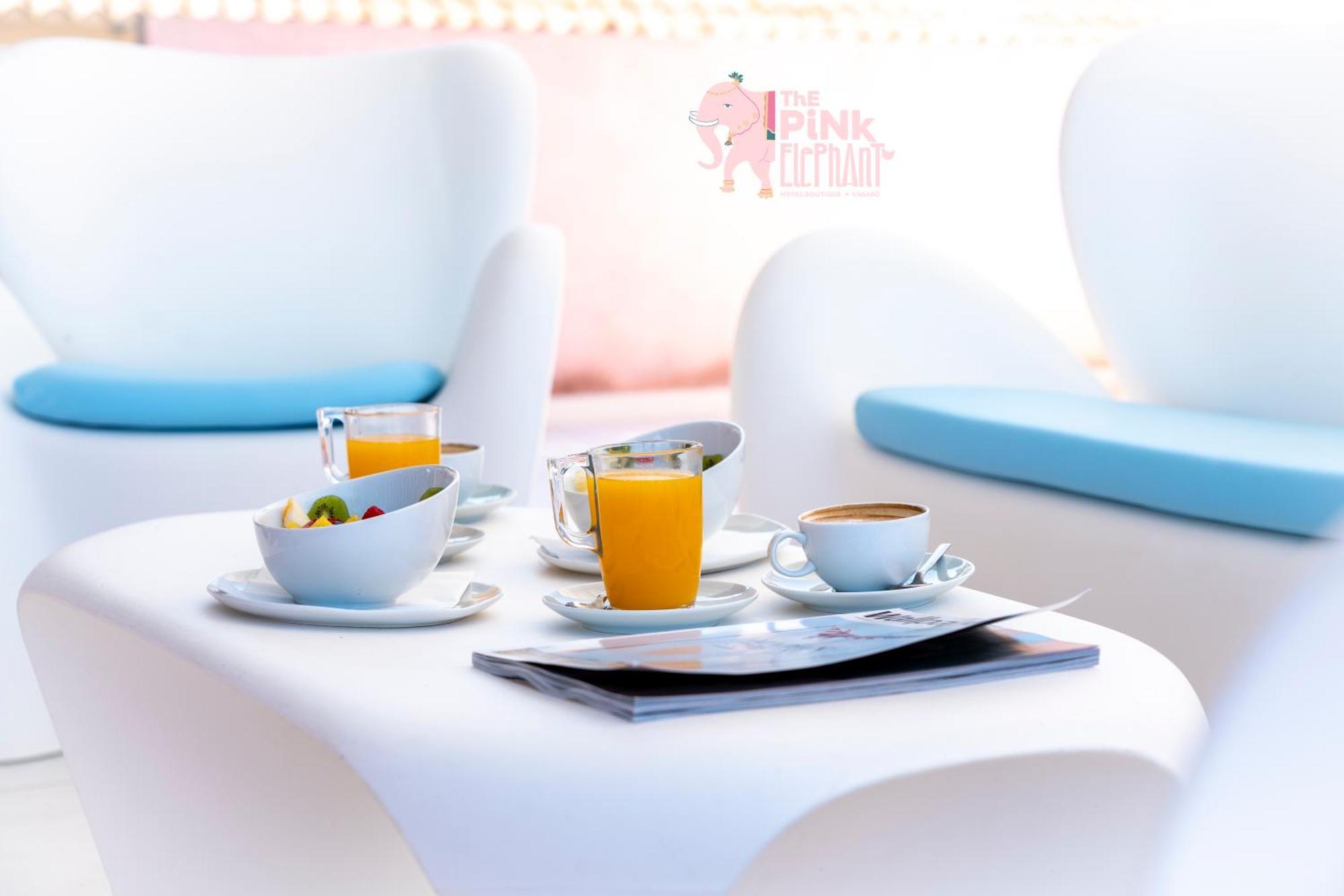 The Pink Elephant Hotel 사가로 외부 사진