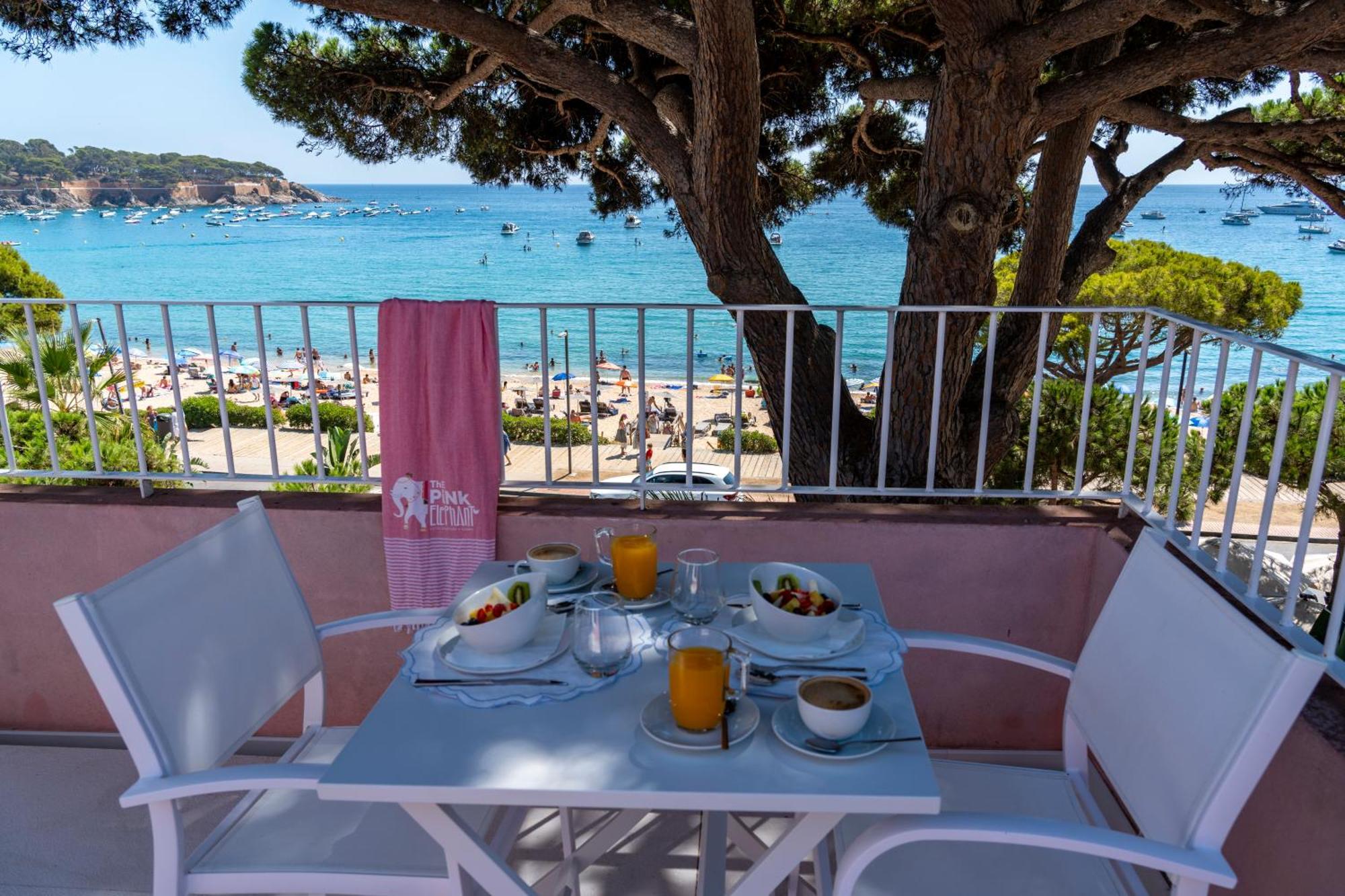The Pink Elephant Hotel 사가로 외부 사진